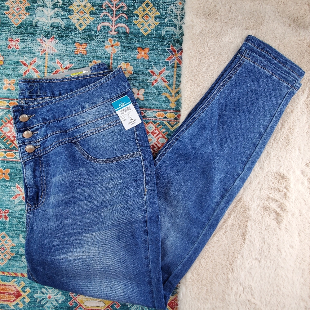 New! Rue 21+ High Waist Jegging Freedom Flex 16